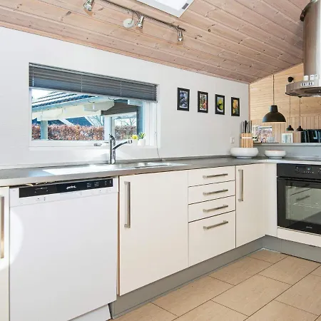 Tatil Evi Five-bedroom In 2 *