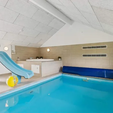 Five-bedroom In 2 Tatil Evi